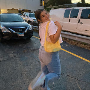 Meet your Posher, Daniella